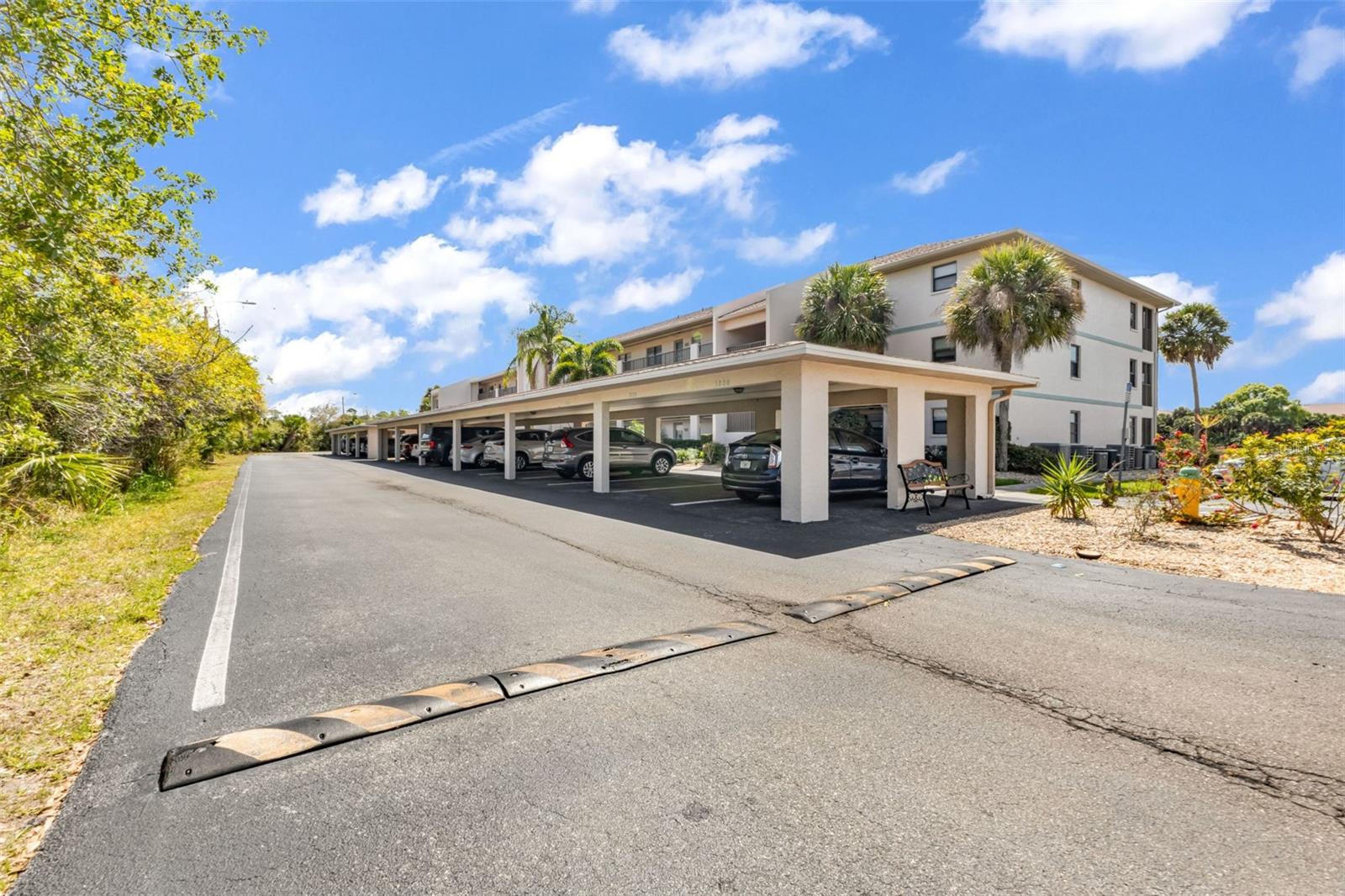 NEWPORT 02 PH 01 BLDG 10 - Residential