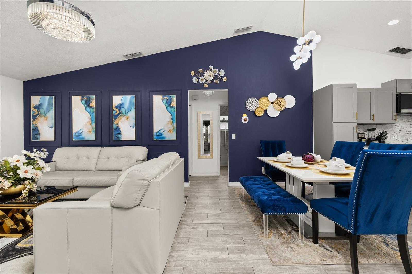 INDIAN RIDGE VILLAS PH 4 - Residential