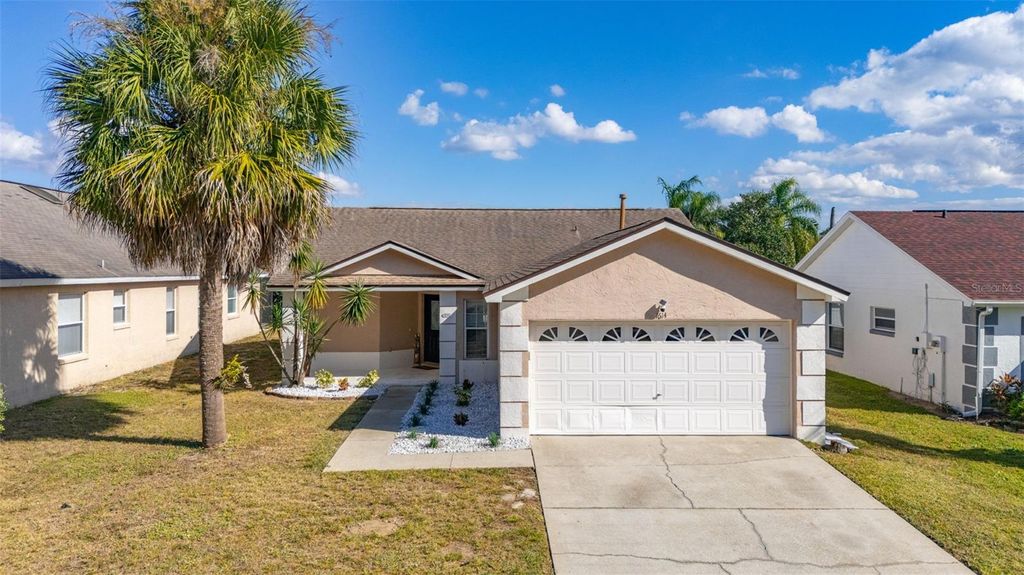 Photo of 1614 Oak Hill Trail, Kissimmee, FL 34747 (MLS # S5138181)