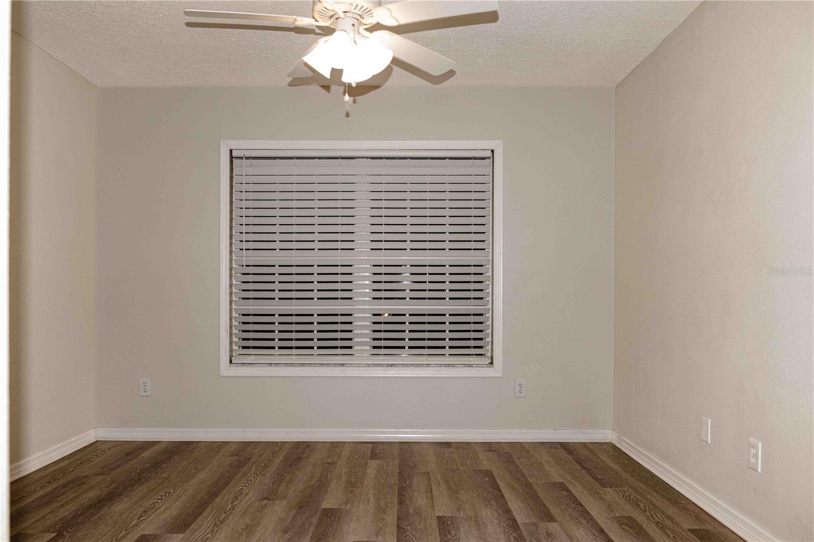 WYNDHAM LAKES ESTATES UNIT 4 - Residential