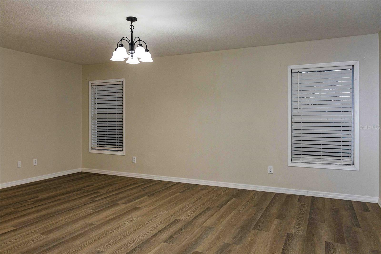 WYNDHAM LAKES ESTATES UNIT 4 - Residential