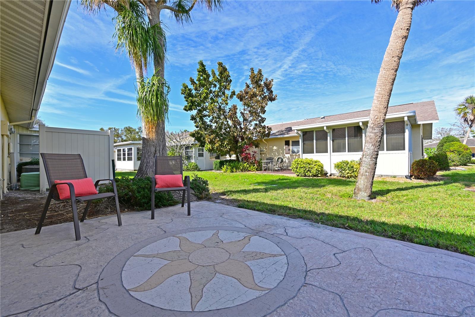 390 301 BOULEVARD W 13A
