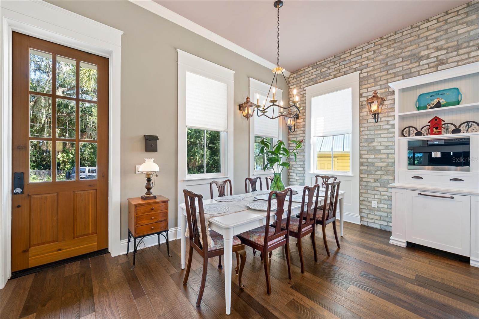 CHITTENDON & MITCHELL ADD - Residential Income