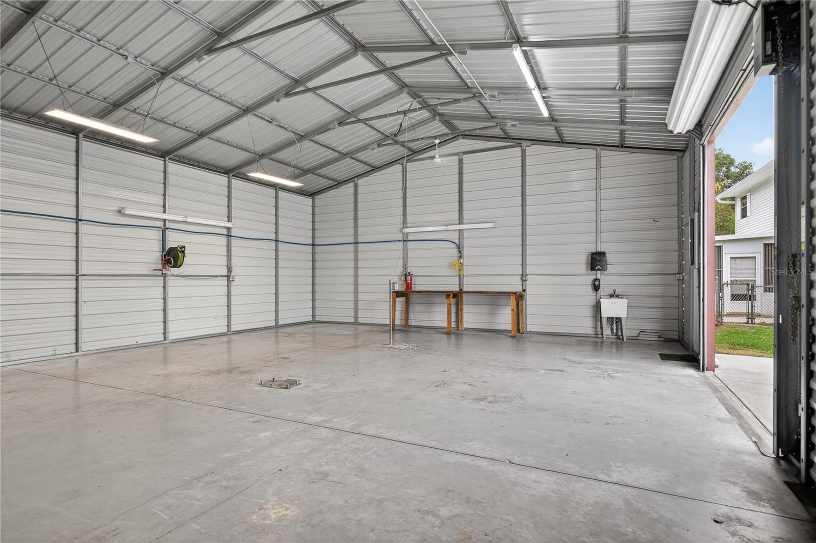 DOMINGO REYES ESTATES - Residential