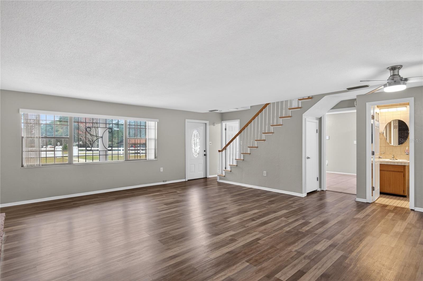 DOMINGO REYES ESTATES - Residential