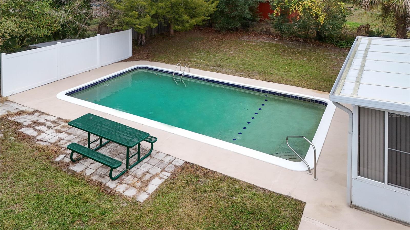 DOMINGO REYES ESTATES - Residential