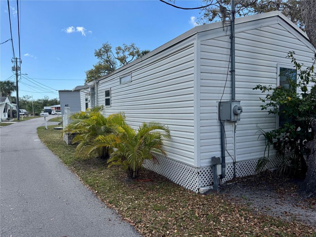 Photo of 15010 113th Avenue N #48, Largo, FL 33774 (MLS # A4685382)