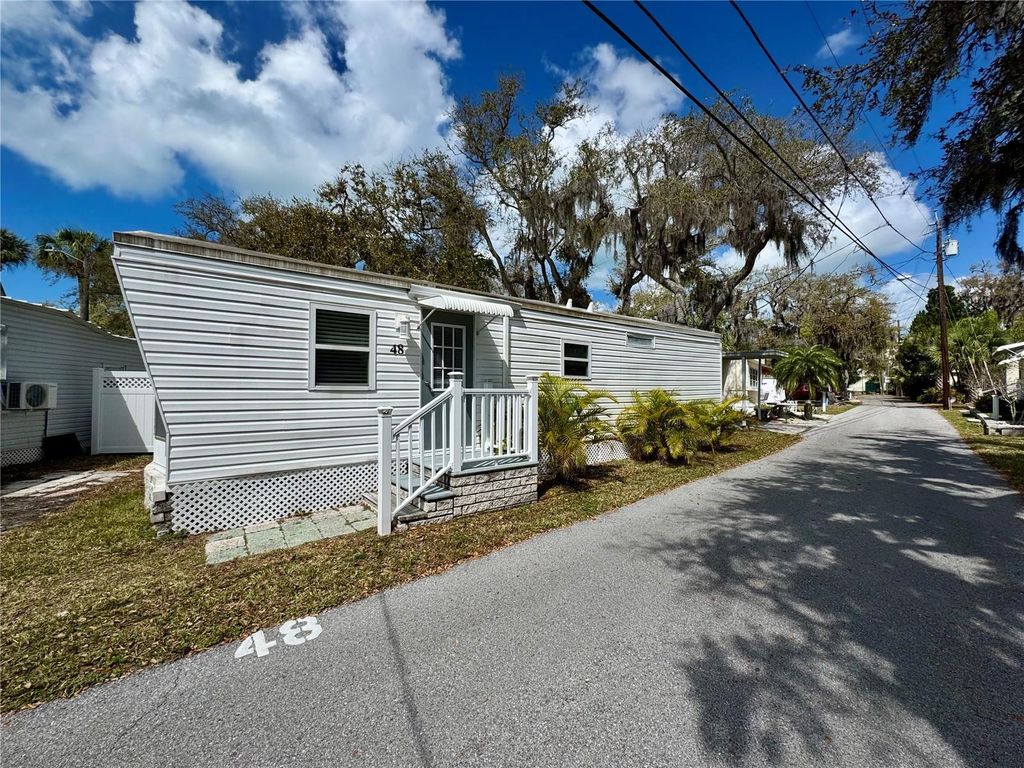 Photo of 15010 113th Avenue N #48, Largo, FL 33774 (MLS # A4685382)
