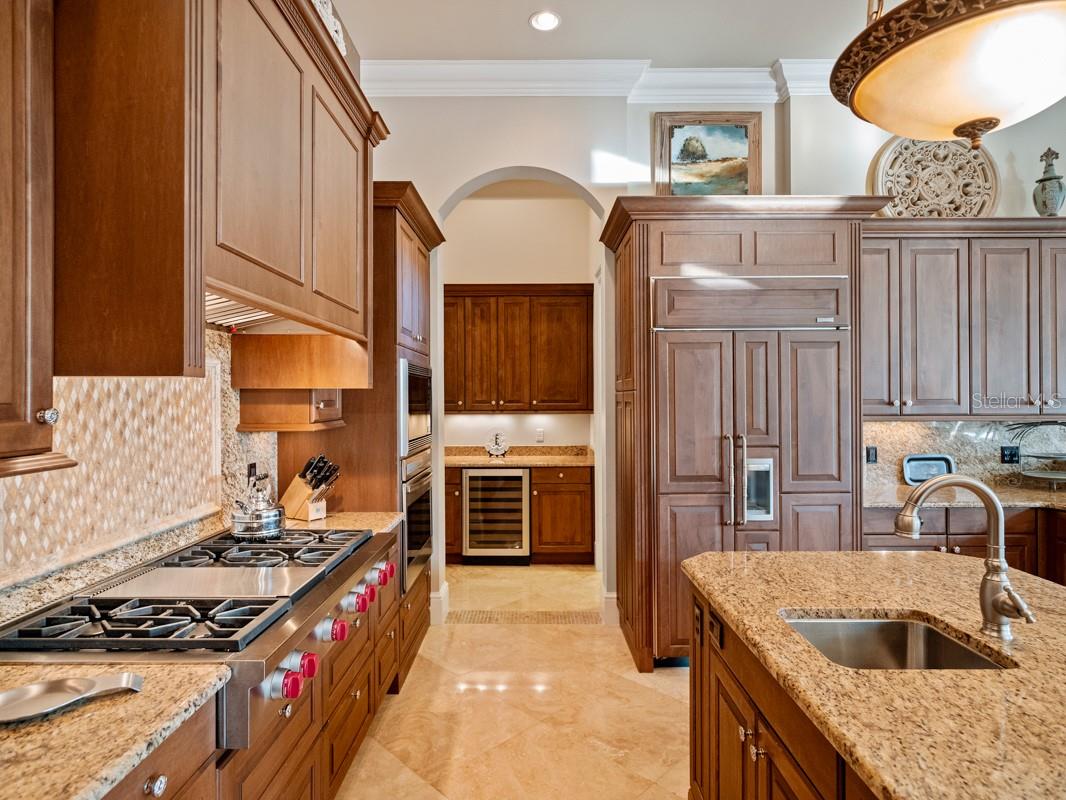 BELLA COLLINA - Residential