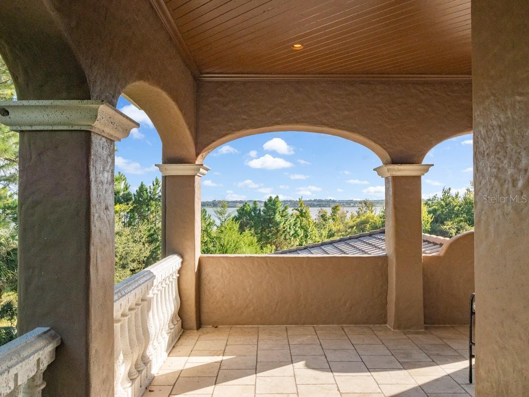 BELLA COLLINA - Residential