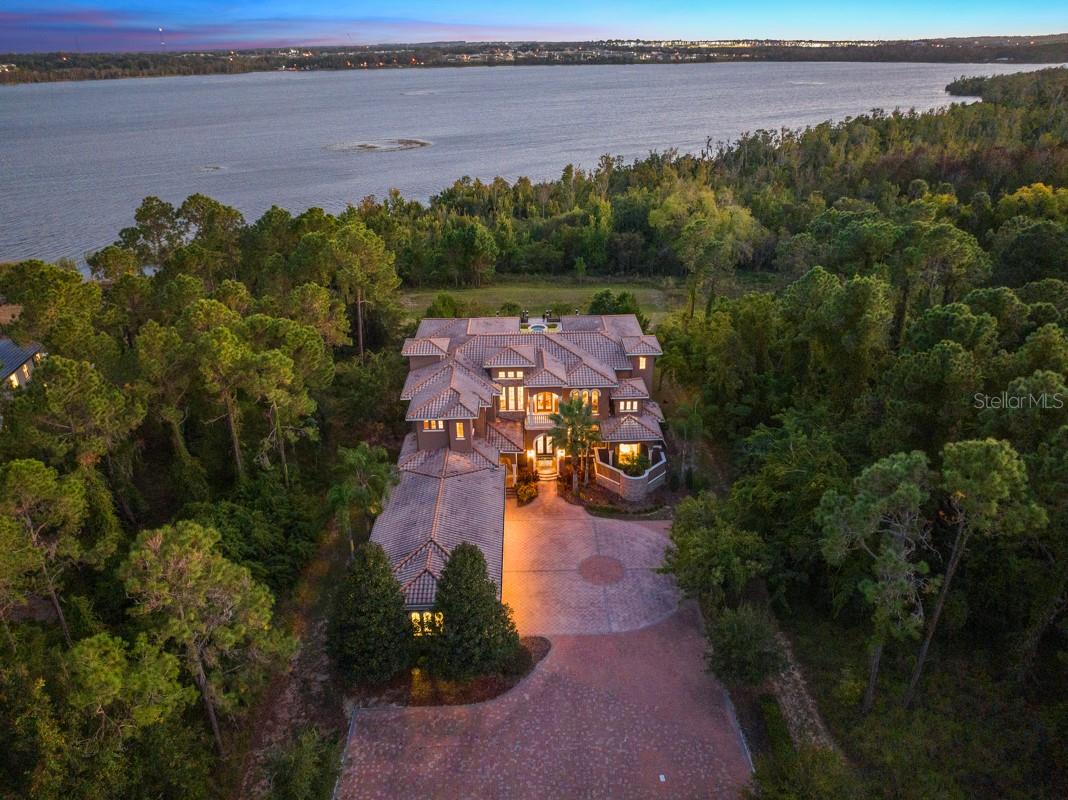 BELLA COLLINA - Residential