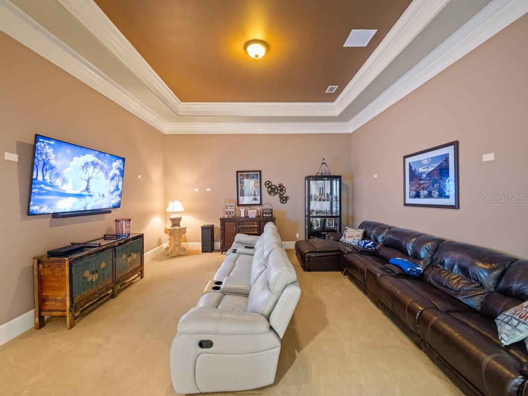 BELLA COLLINA - Residential