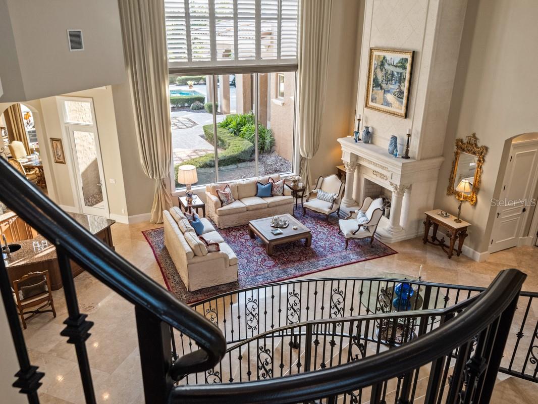 BELLA COLLINA - Residential