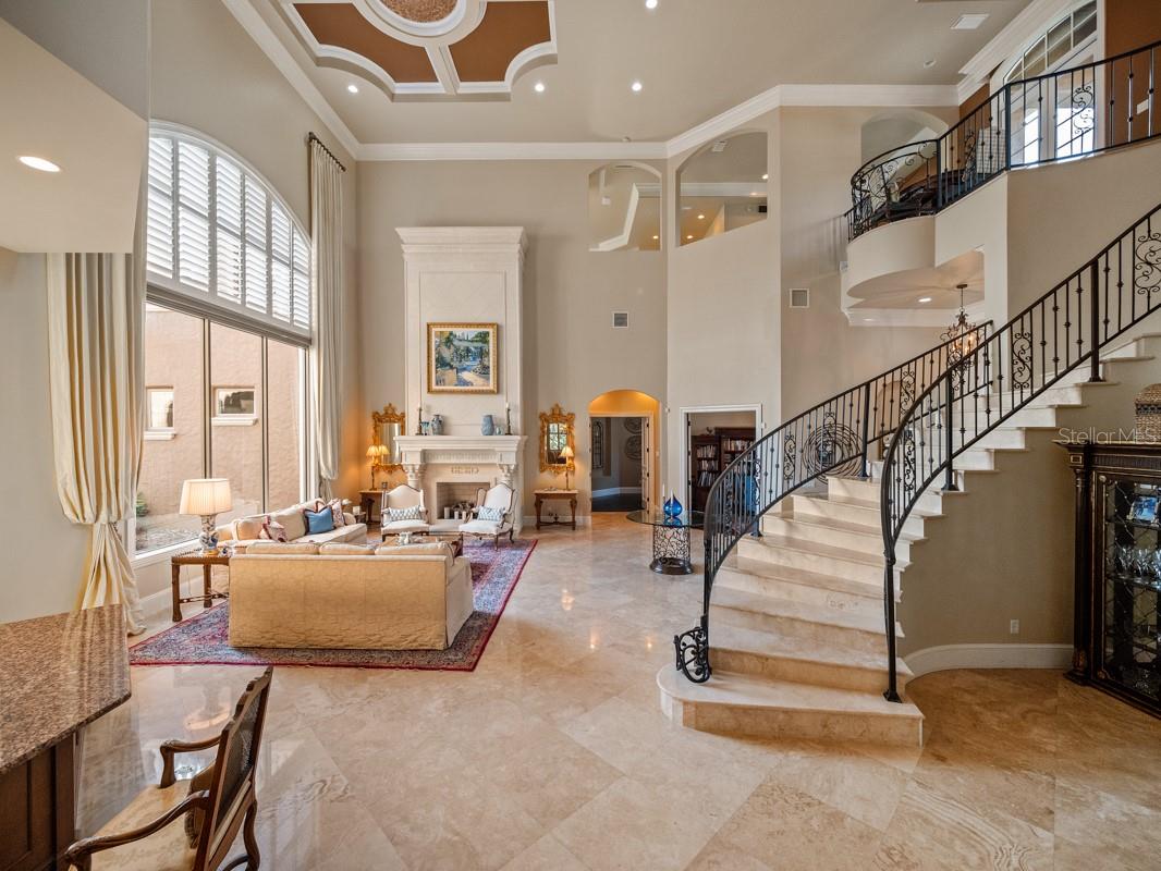 BELLA COLLINA - Residential