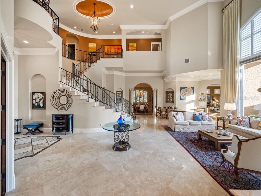 BELLA COLLINA - Residential