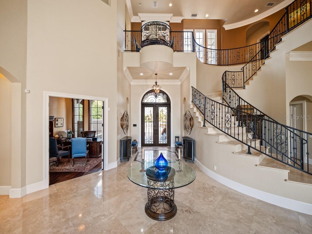 BELLA COLLINA - Residential