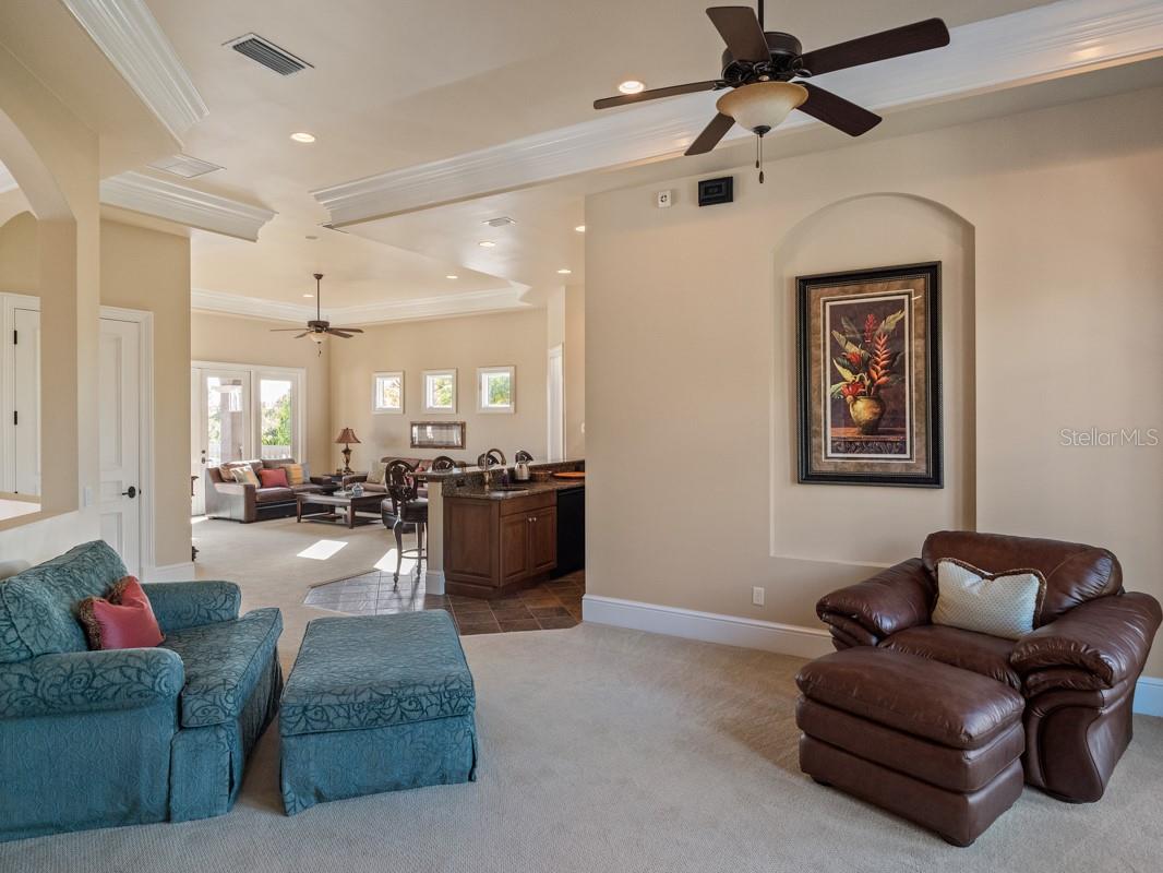 BELLA COLLINA - Residential