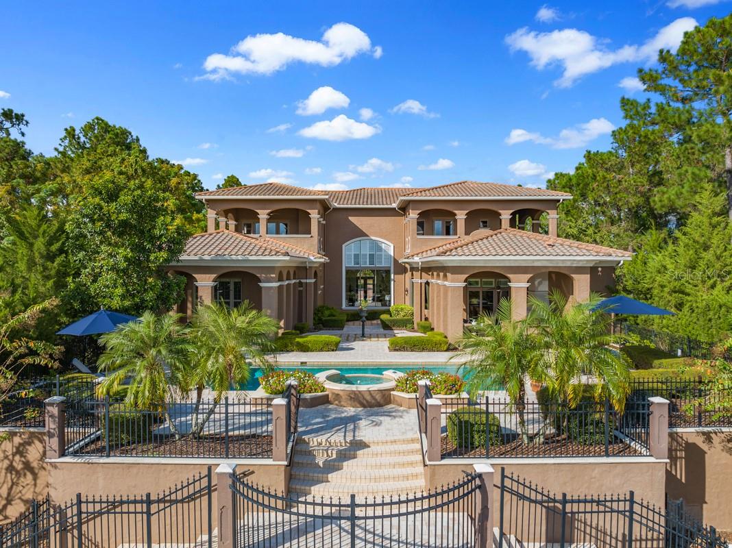 BELLA COLLINA - Residential