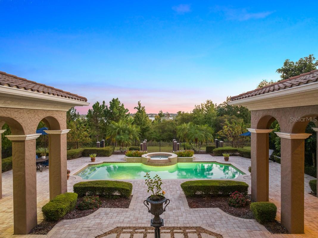 BELLA COLLINA - Residential