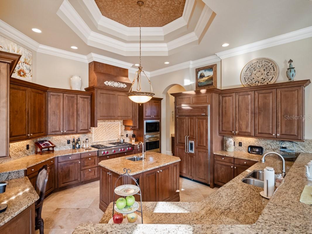 BELLA COLLINA - Residential