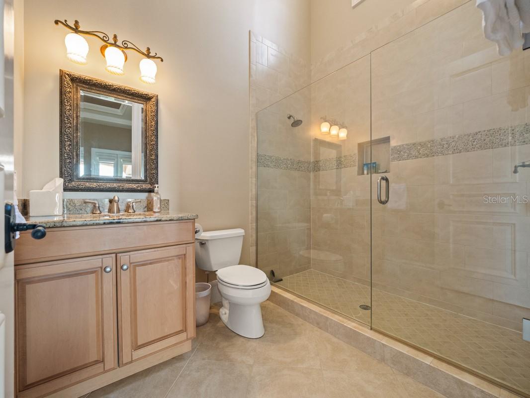 BELLA COLLINA - Residential