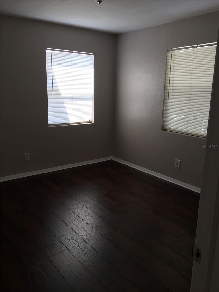 CURNS W J SUB - Residential Lease