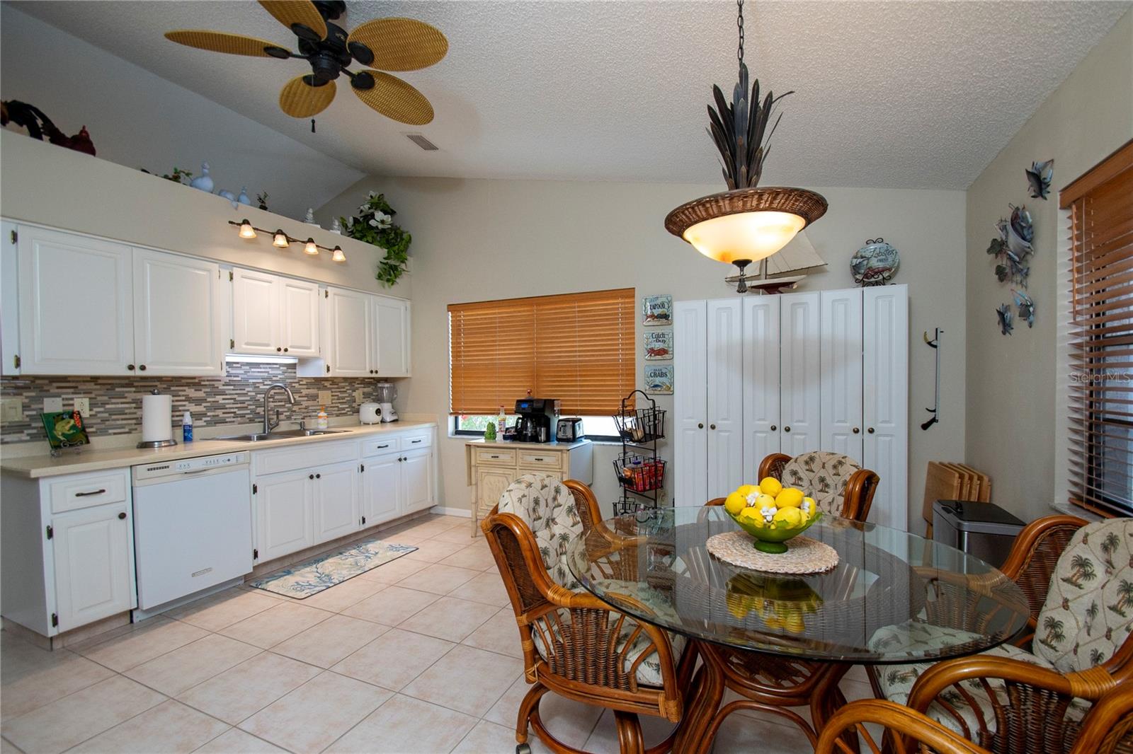 SUN CITY CENTER UNIT 47 - Residential