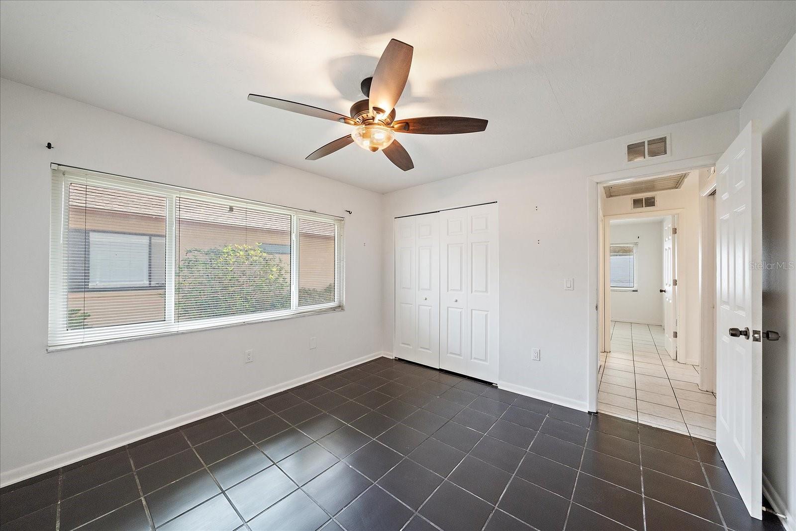 LAKE SARASOTA - Residential