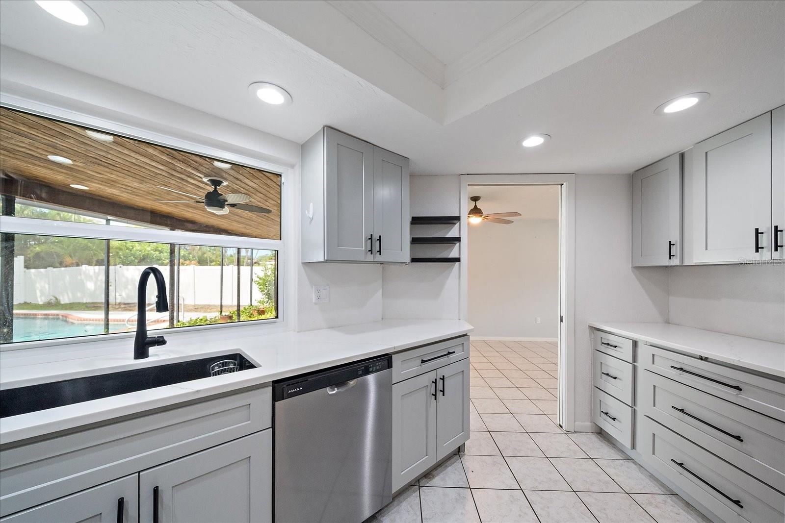 LAKE SARASOTA - Residential