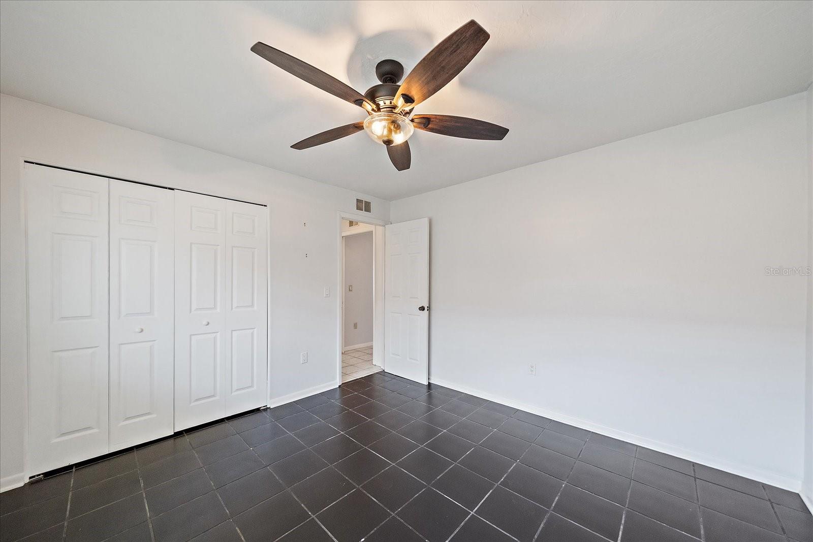 LAKE SARASOTA - Residential