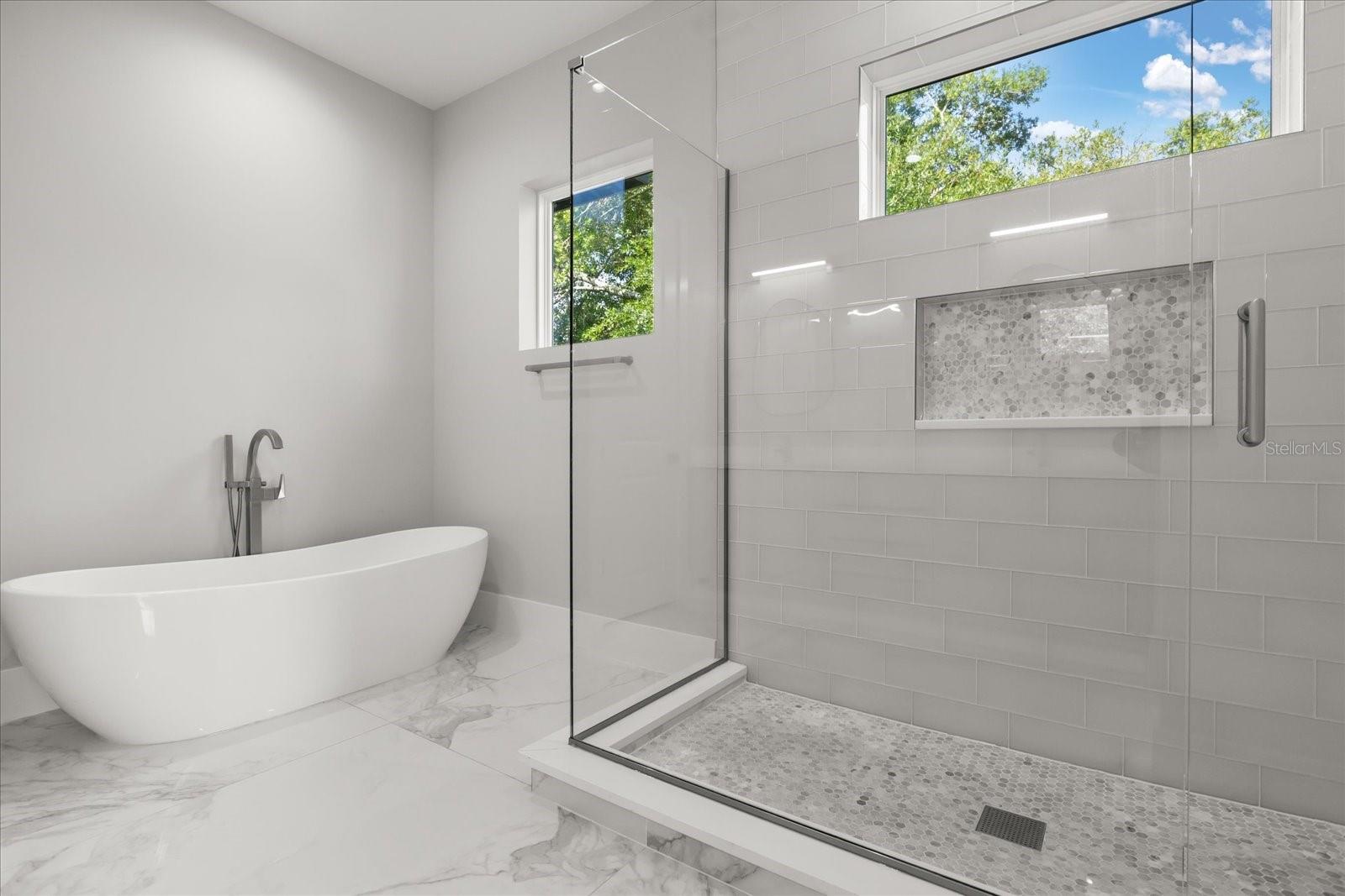 LAKE KNOWLES TERRACE - Residential