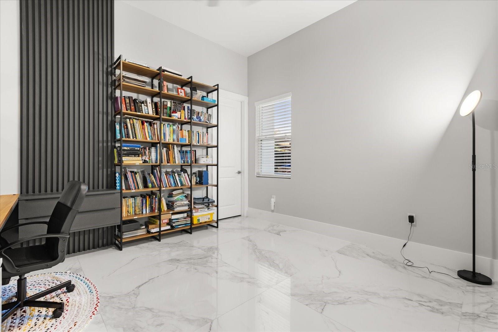 LAKE KNOWLES TERRACE - Residential