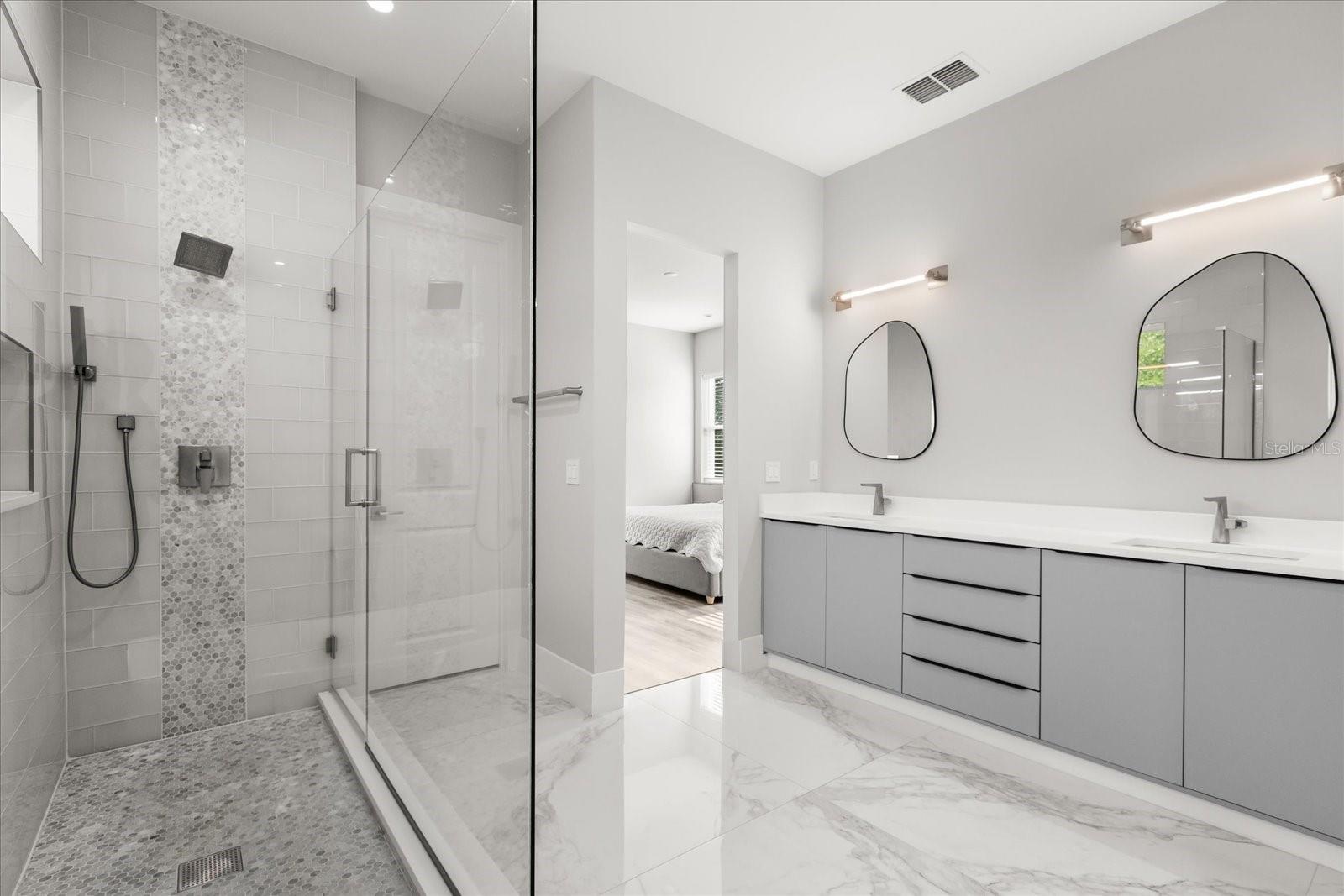 LAKE KNOWLES TERRACE - Residential