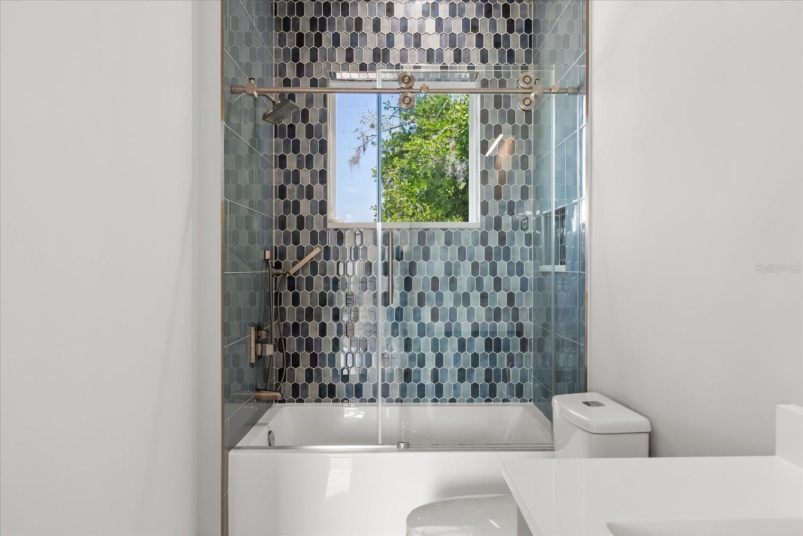 LAKE KNOWLES TERRACE - Residential