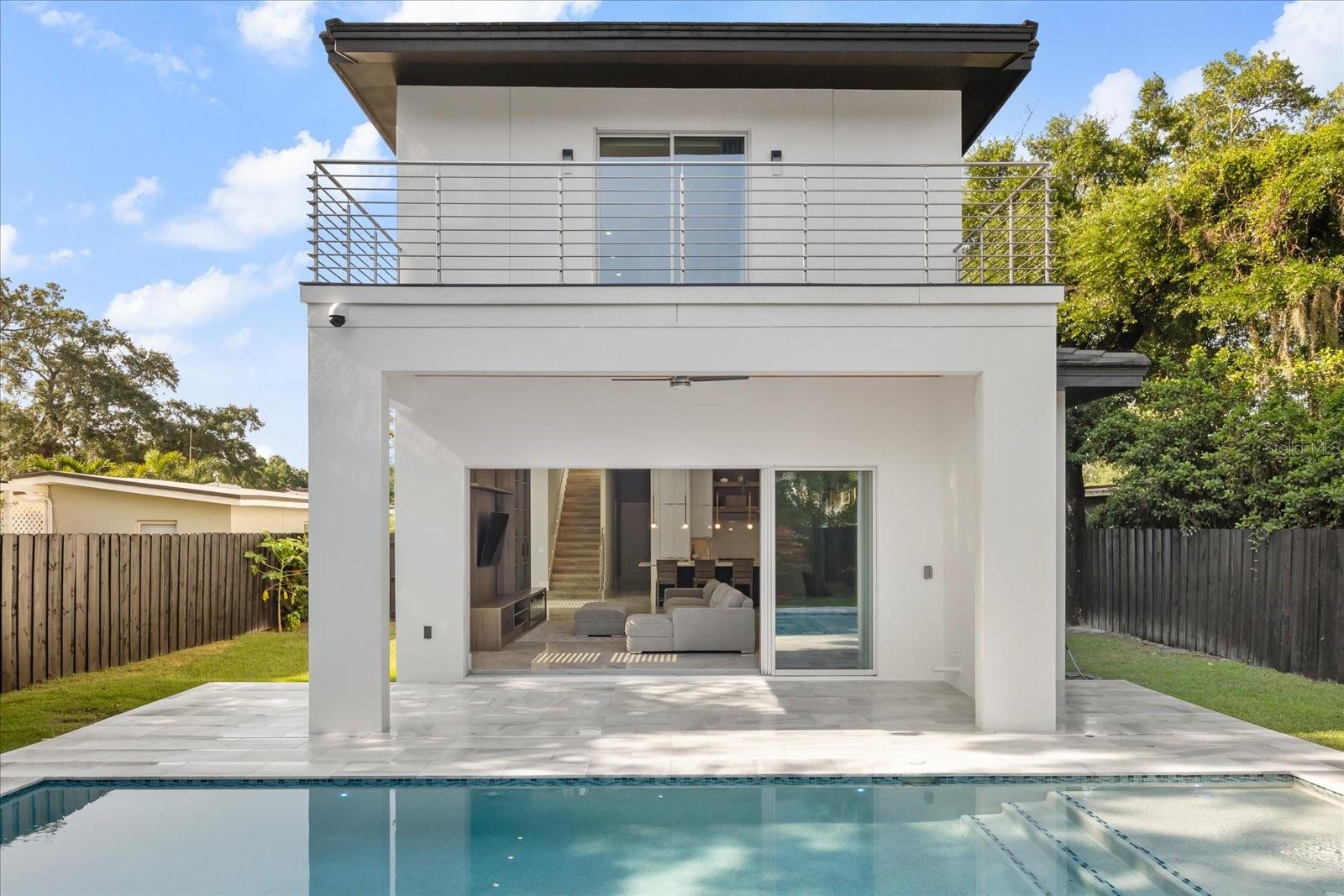 LAKE KNOWLES TERRACE - Residential