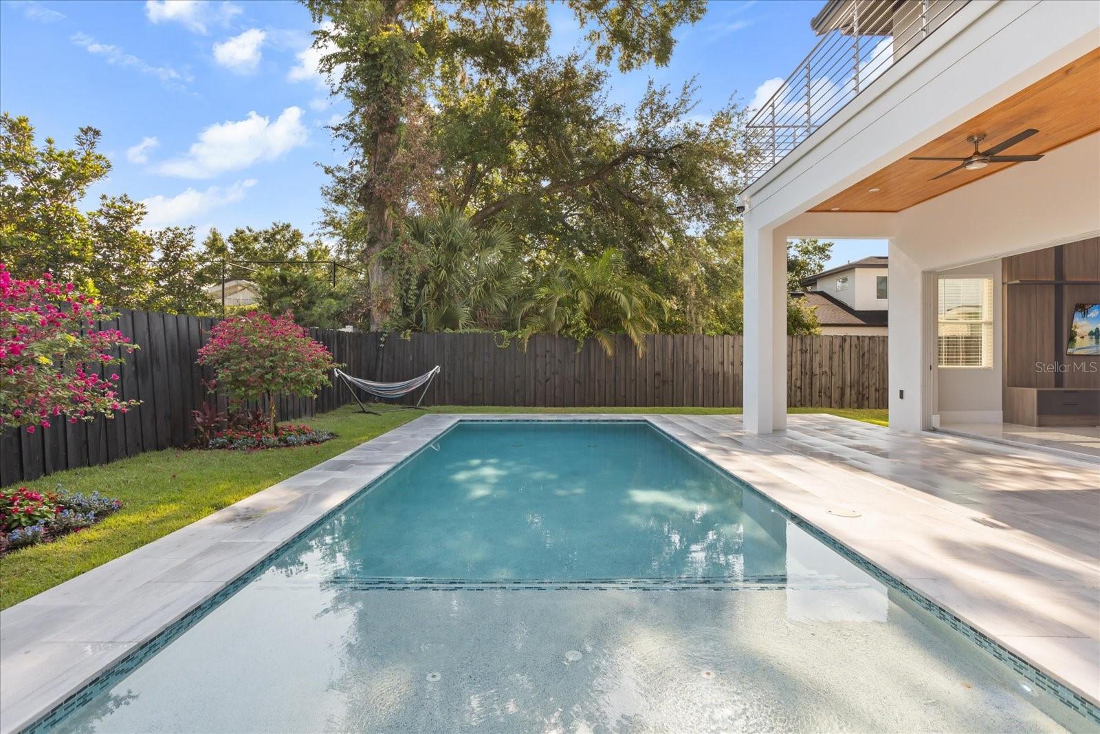 LAKE KNOWLES TERRACE - Residential