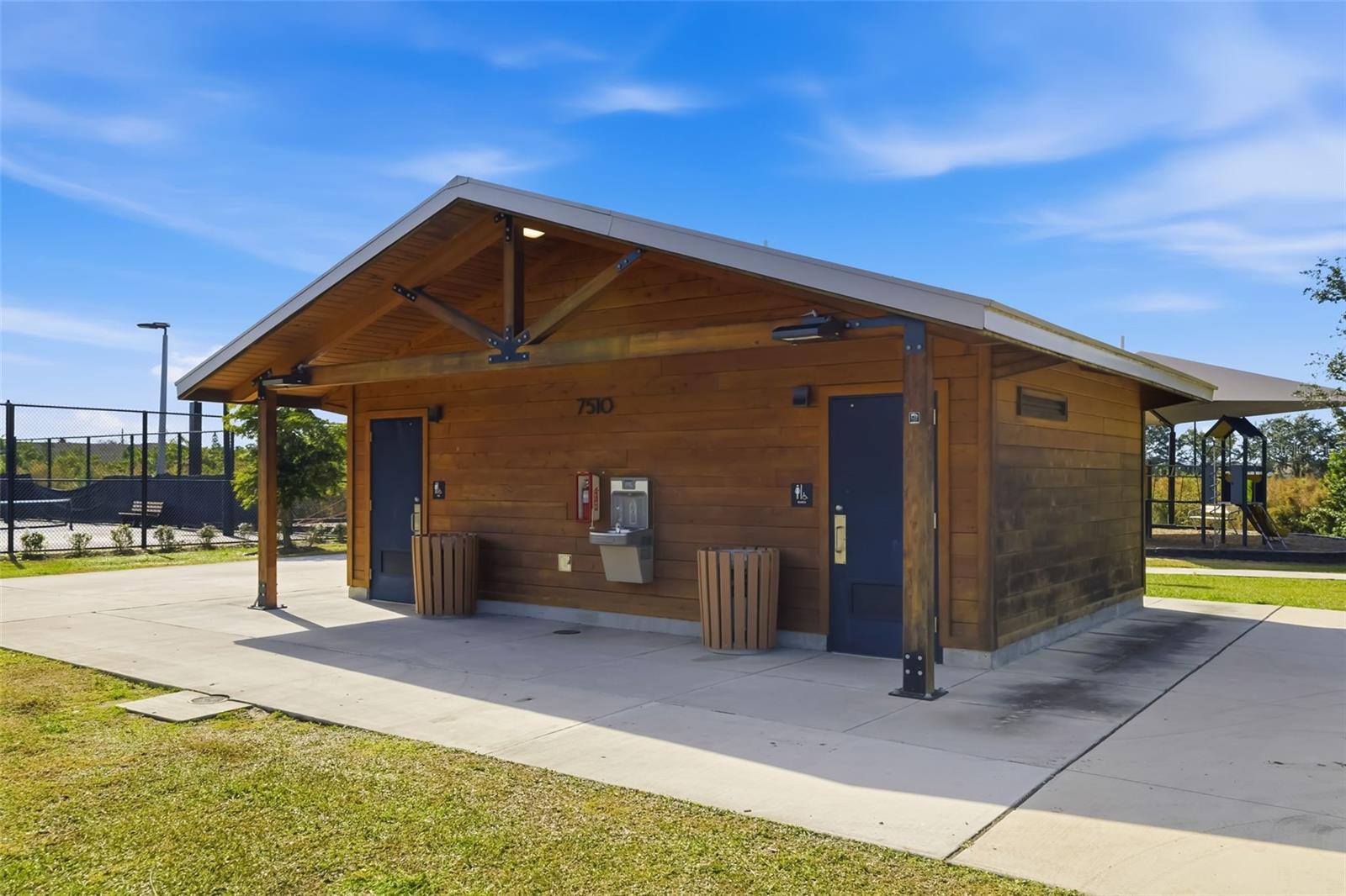 GRADY POINTE - Residential