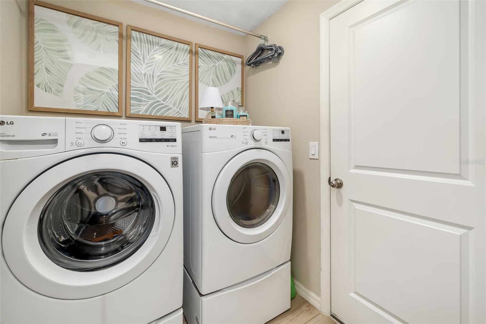 GRADY POINTE - Residential