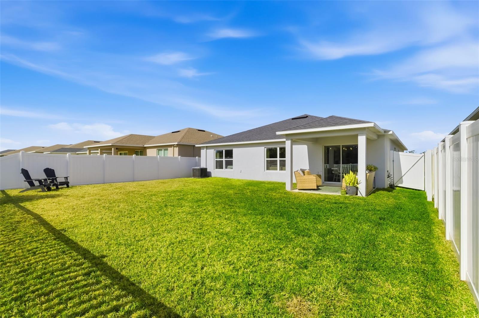 GRADY POINTE - Residential