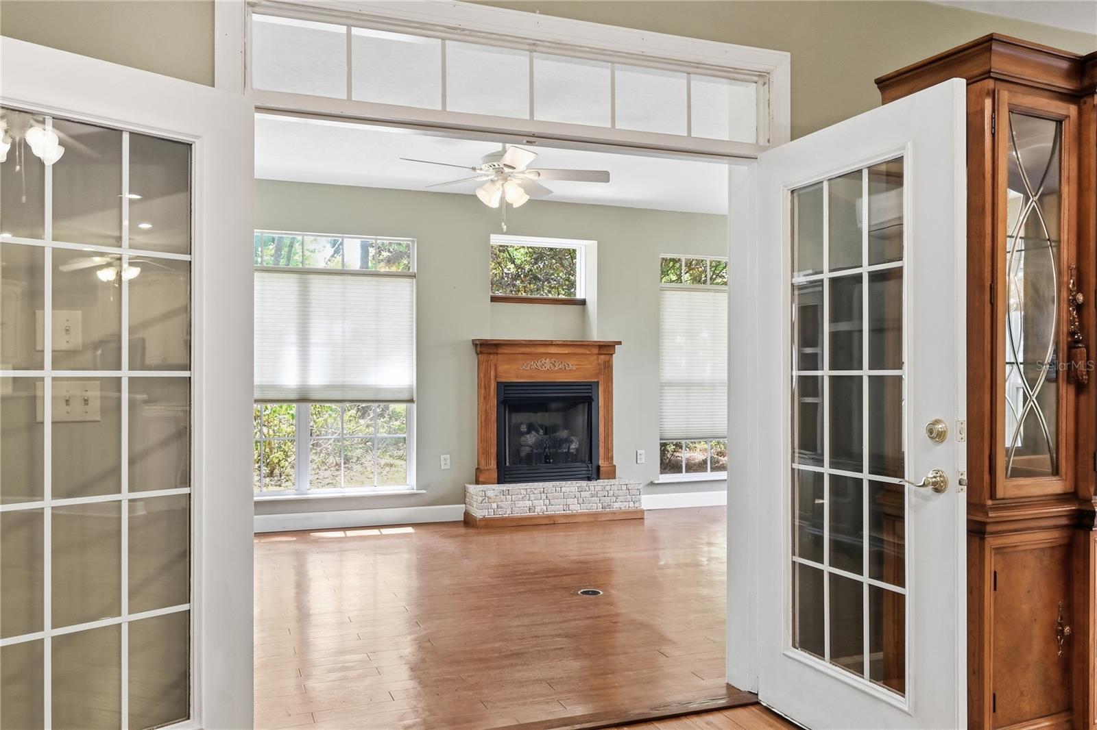 RIVER WOODS SUB - Residential