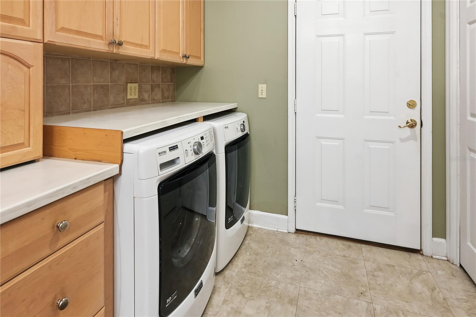 RIVER WOODS SUB - Residential