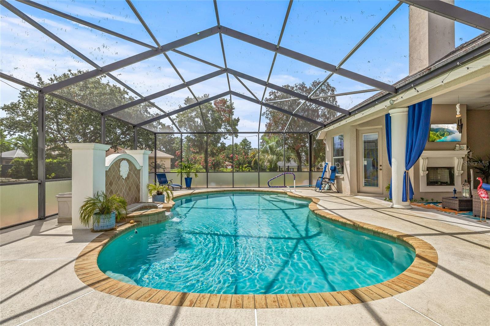 WOODLAND WATERS PH 5 - Residential