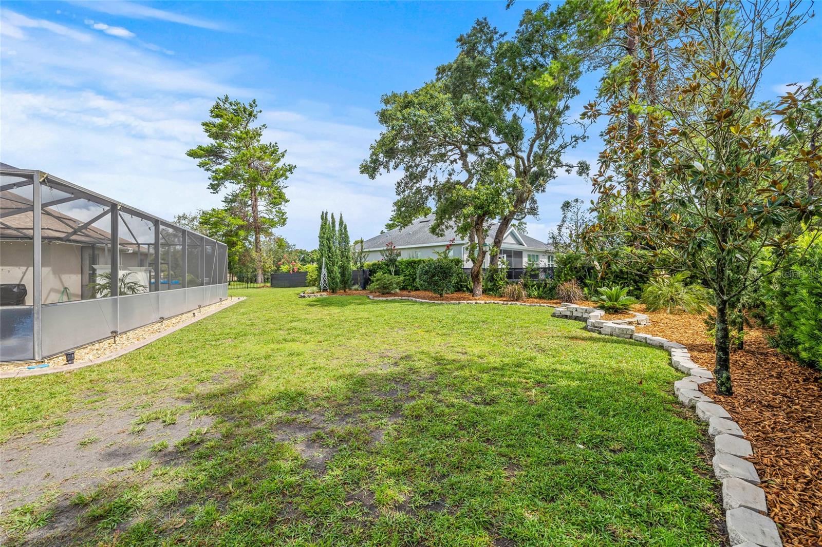WOODLAND WATERS PH 5 - Residential