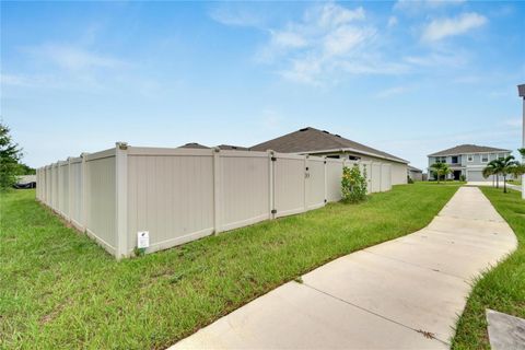 A home in WIMAUMA