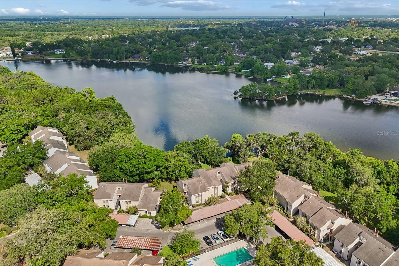 RIVER OAKS - Residential