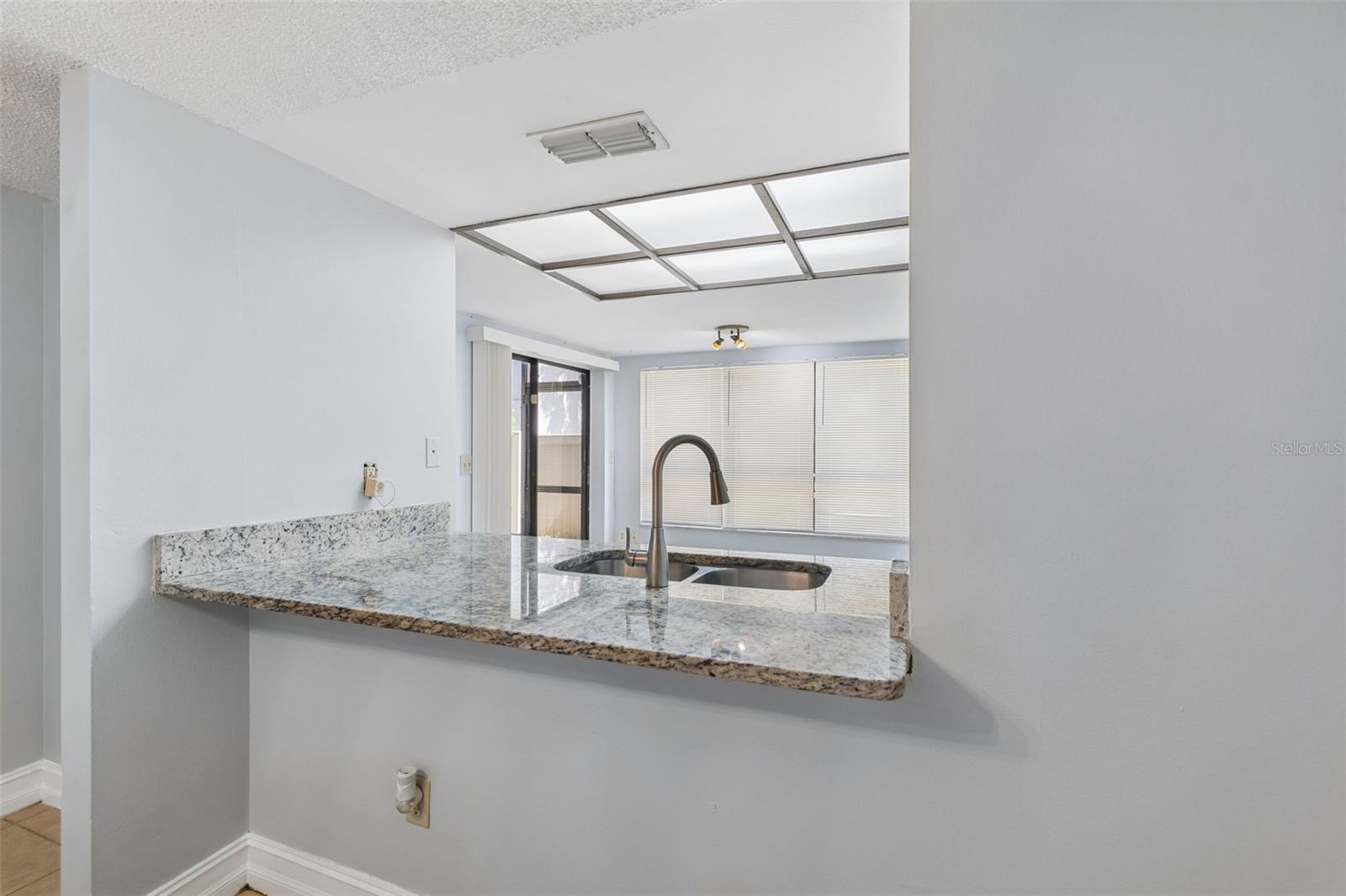 RIVER OAKS - Residential
