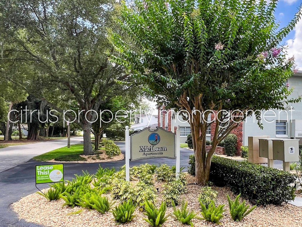 Photo of 3026 Fairway Lane #C, Orlando, FL 32804 (MLS # O6446881)