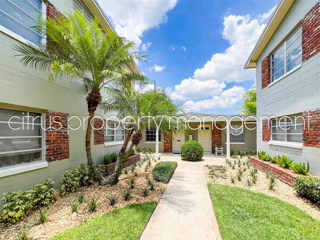 Photo of 3026 Fairway Lane #C, Orlando, FL 32804 (MLS # O6446881)