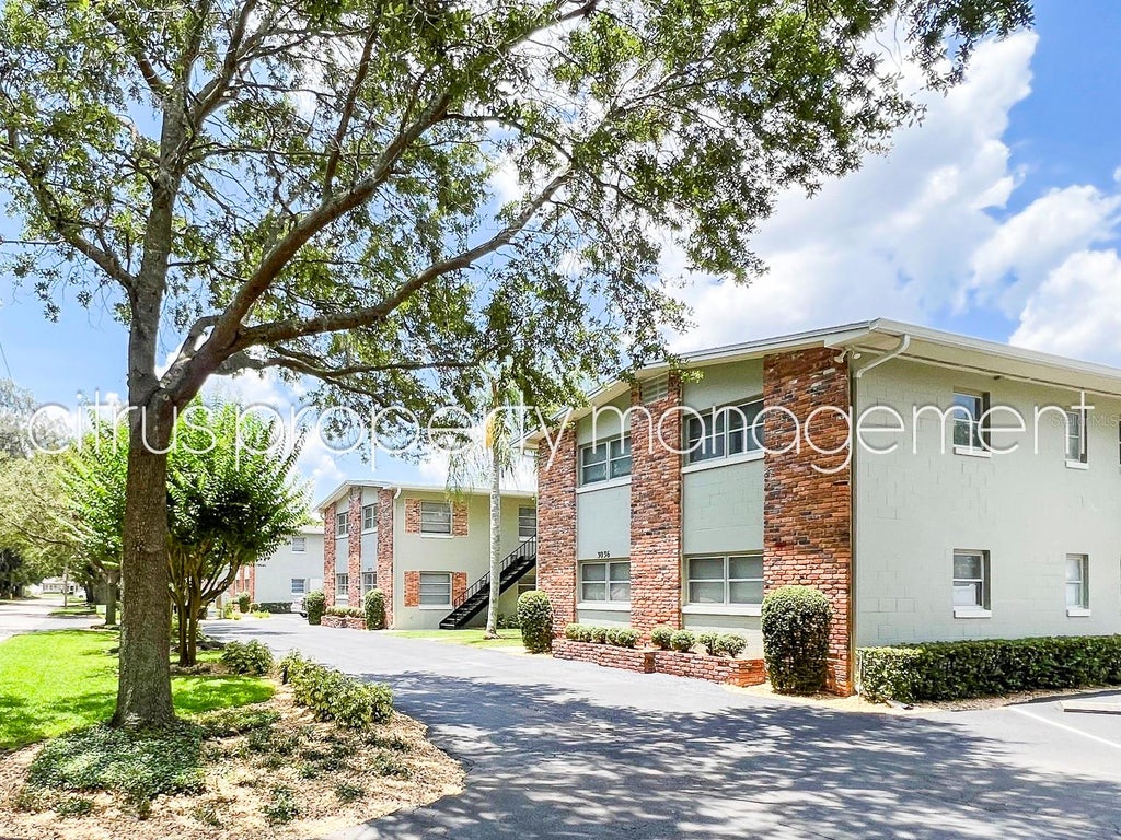 Photo of 3026 Fairway Lane #C, Orlando, FL 32804 (MLS # O6446881)