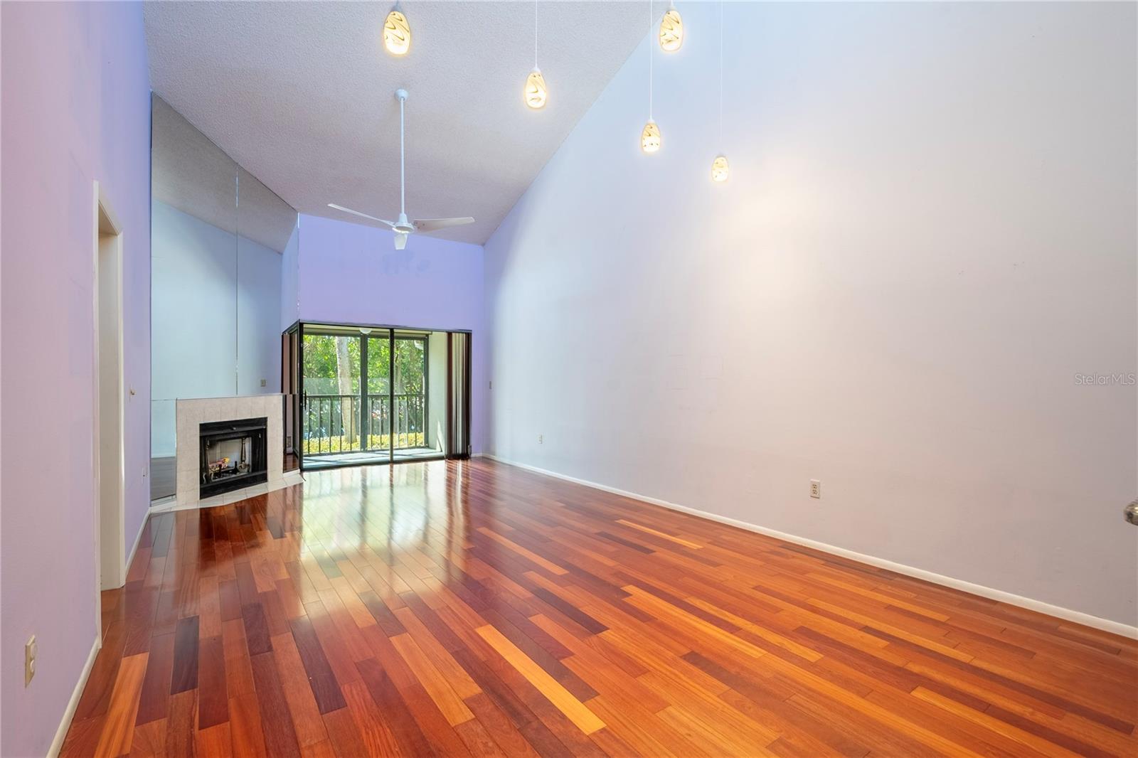 PASADENA COVE CONDO - Residential